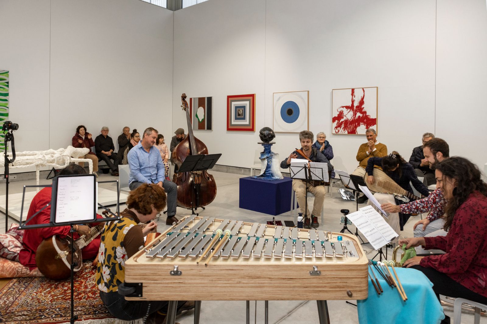 Feier zum Saisonende mit Konzert von Building Bridges